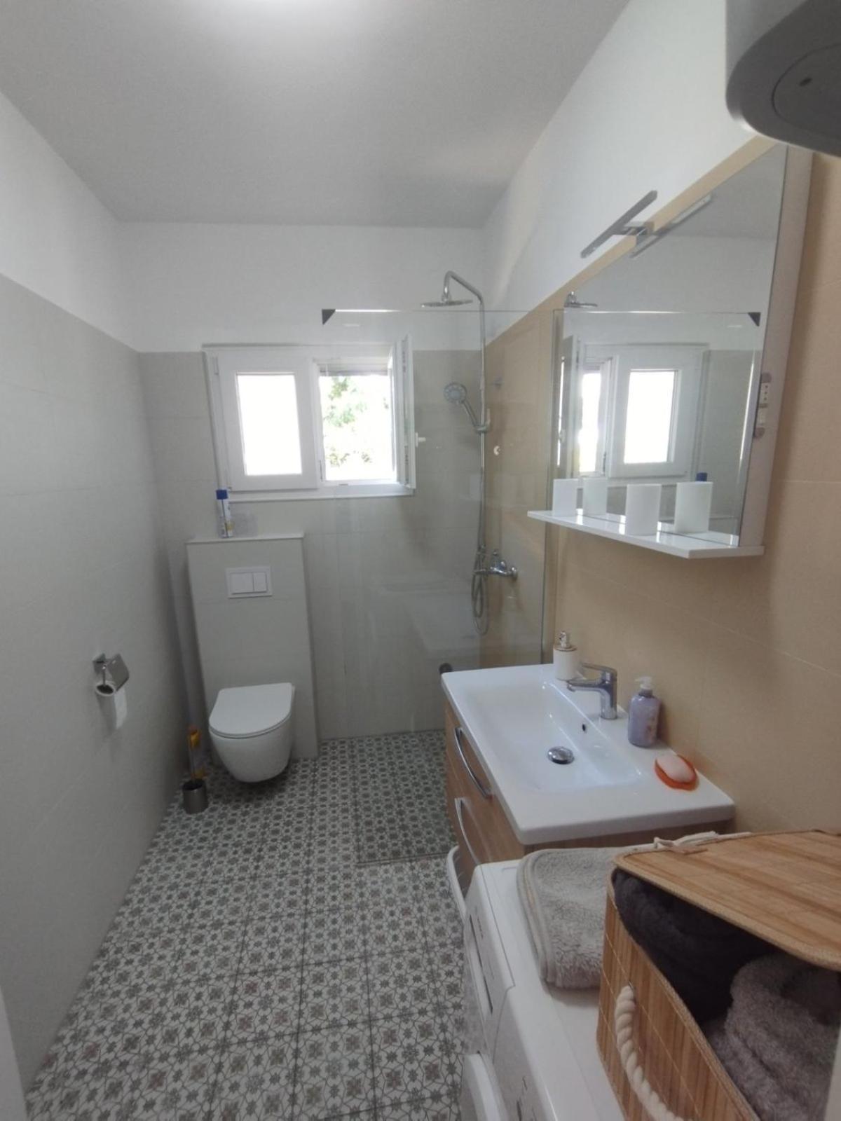 Apartman Kora Njivice Exterior foto